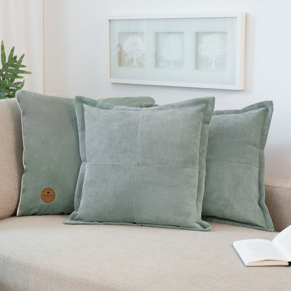 600px_button_kissen_sven_schmuckbild