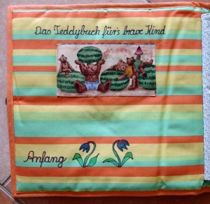 Teddybuch aus Stoff