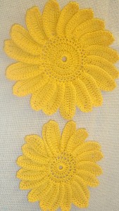 Häkelsonnenblumen