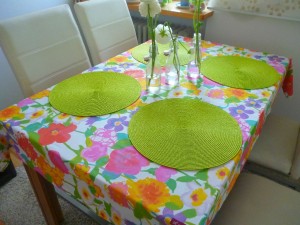 Tischdecke mit Blumenmuster nähen