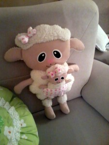 Schaf Kuscheltier 2