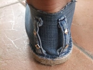Espadrilles aus Jeans mit Nieten 5