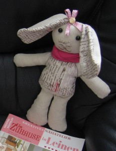 Osterhase genäht