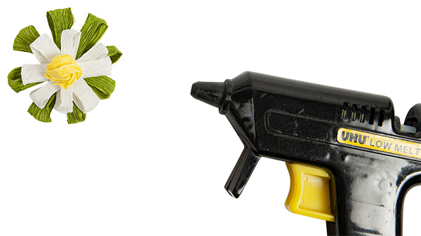 3d-blumenbild-aus-krepppapier_schritt05c