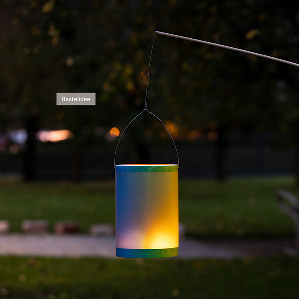 600px-button-schmuckbild-aufbewahrungshalterausholzstaebchen