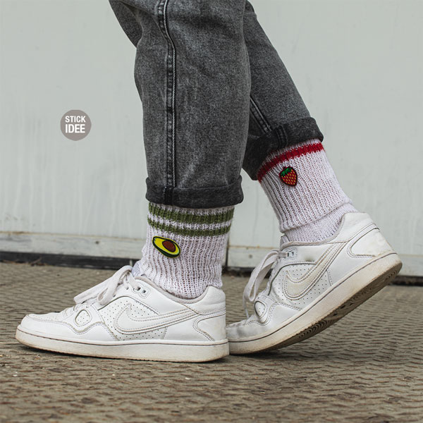 Socken stricken mit Applikation