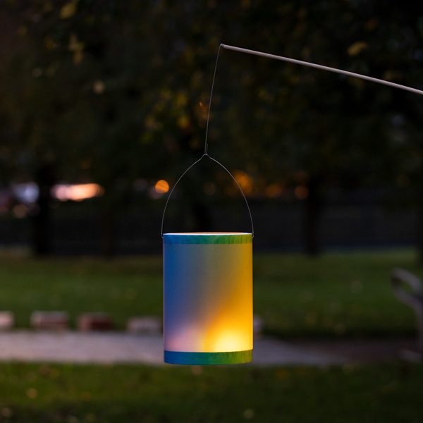 600px-schmuckbild-AufbewahrungshalterausHolzstaebchen