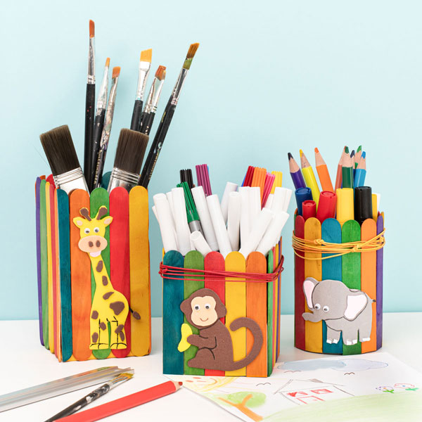 Aufbewahrungshalter aus Holzstäbchen basteln