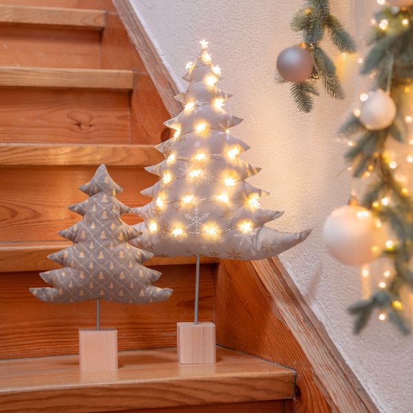 600px_beleuchteter_tannenbaum_schmuckbild-1