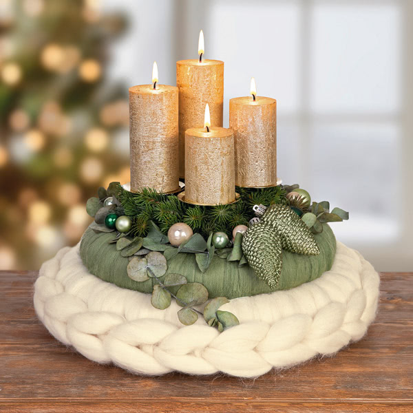 600px_mehrstoeckiger_woll_adventskranz_schmuckbild