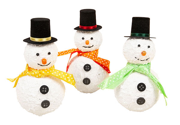 Schneemann aus Styropor basteln - Schritt 8