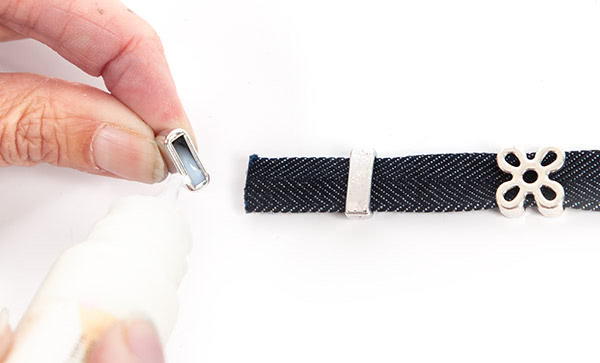 Jeans-Armbänder basteln -Schritt 7 Jeans-Armbänder basteln -Schritt 7