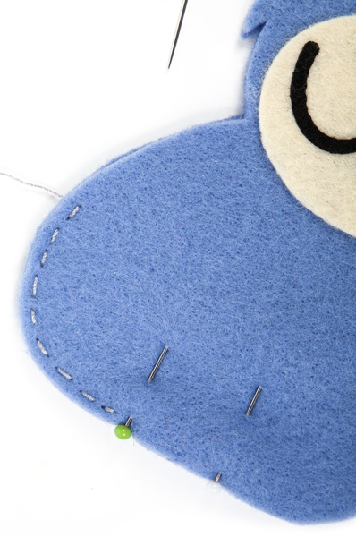 Mobile mit Filzkugeln basteln - Schritt 5