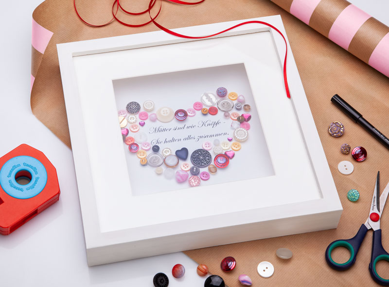 Knoepfebild_Schmuckbild_1