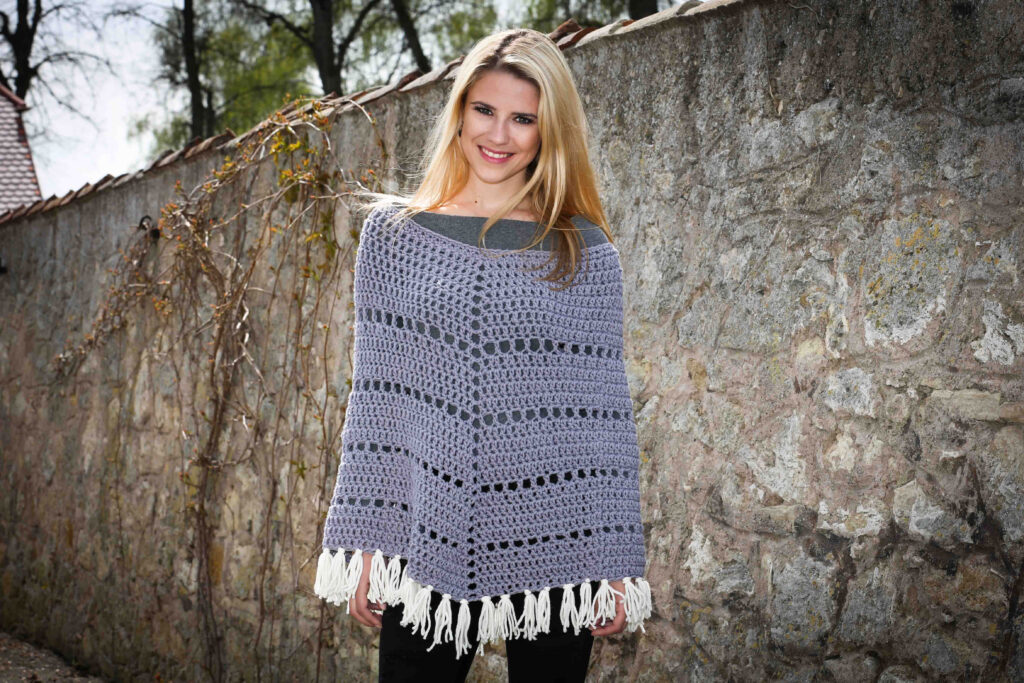 Poncho häkeln Anleitung Häkelanleitung kostenlos