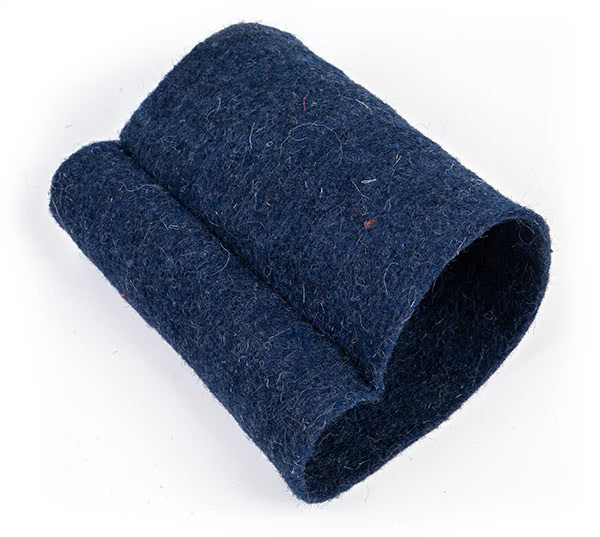 Schneemänner aus Filzbändern basteln - Schritt 3 Schneemänner aus Filzbändern basteln - Schritt 3