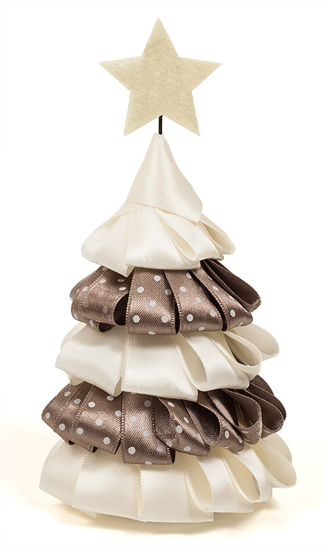 Tannenbaeume-aus-baender_schritt9