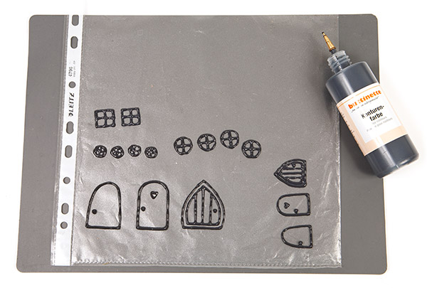 Adventskalender aus Tontöpfen basteln - Schritt 5 Adventskalender aus Tontöpfen basteln - Schritt 5