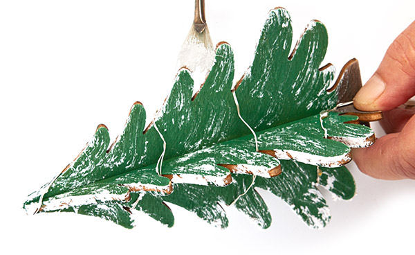 Adventskalender aus Tontöpfen basteln - Schritt 7 Adventskalender aus Tontöpfen basteln - Schritt 7