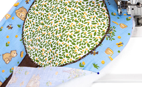 Bettumrandung nähen - Schritt 5 Bettumrandung nähen - Schritt 5