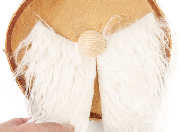 Wichtel aus Birkenscheibe basteln - Schritt 22 Wichtel aus Birkenscheibe basteln - Schritt 22