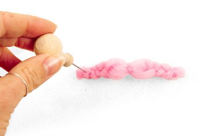 Blumenfeen aus Holzstäbchen basteln - Schritt 3 Blumenfeen aus Holzstäbchen basteln - Schritt 3