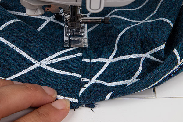 Dreieckstuch als Mund-Nasen-Maske nähen - Schritt 10