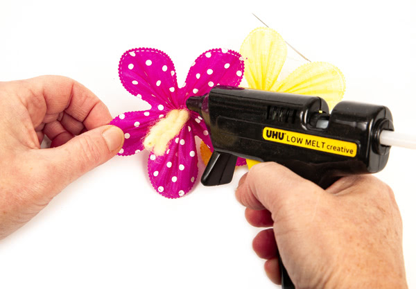 Elfen aus Ziehband basteln - Schritt 7 Elfen aus Ziehband basteln - Schritt 7