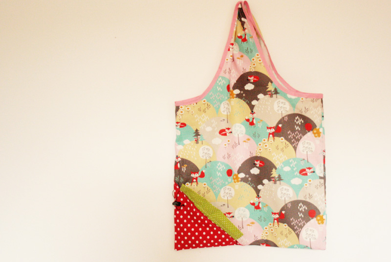 erdbeertasche_beutel_fertig_aufgehangen