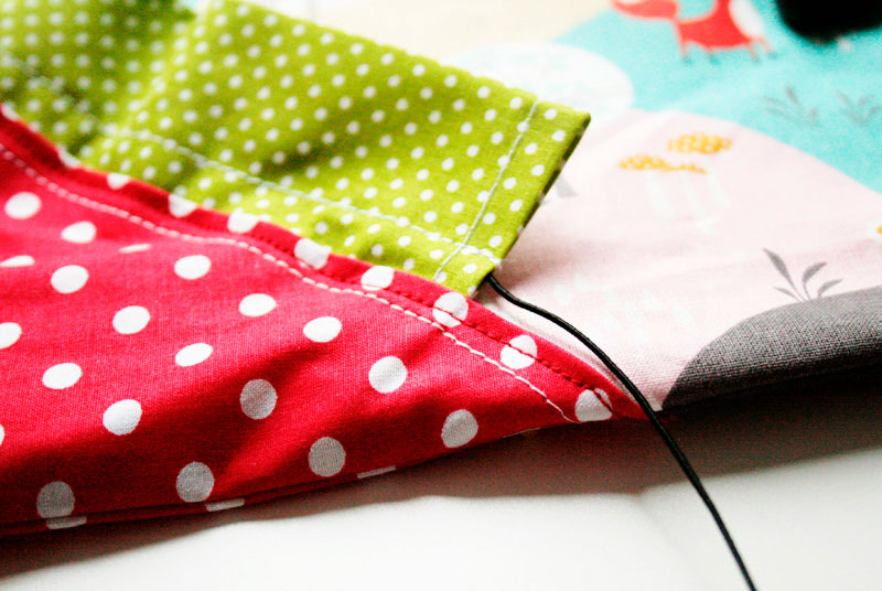 erdbeertasche_rote_naht