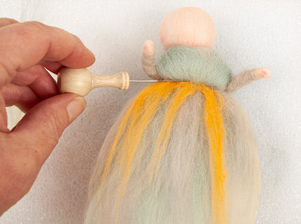 Feen aus Märchenwolle basteln - Schritt 18 Feen aus Märchenwolle basteln - Schritt 18