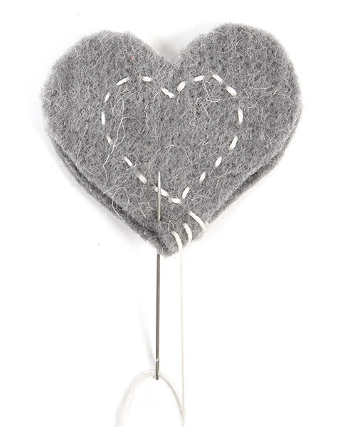 Winterliche Filzanhänger basteln - Schritt 11