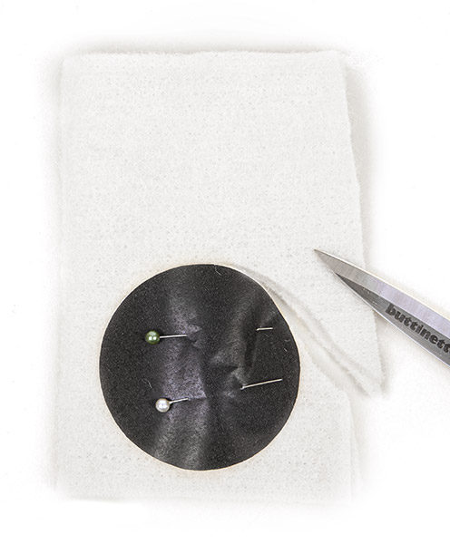 Winterliche Filzanhänger basteln - Schritt 1