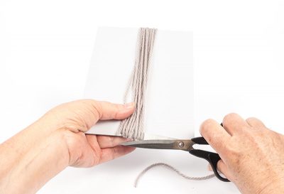 Fransen einknüpfen- Schritt 4 Fransen einknüpfen- Schritt 4