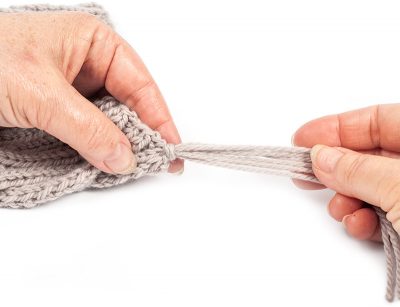 Fransen einknüpfen- Schritt 10 Fransen einknüpfen- Schritt 10