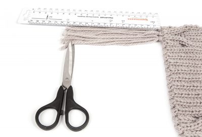 Fransen einknüpfen- Schritt 11 Fransen einknüpfen- Schritt 11