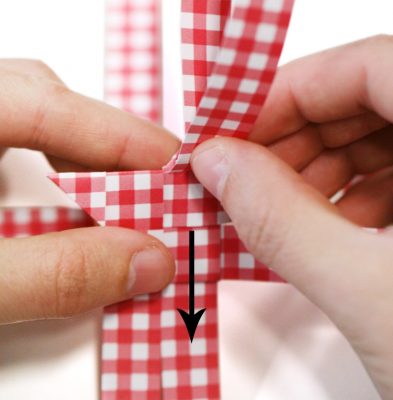 Fröbelsterne basteln - Schritt 8.2