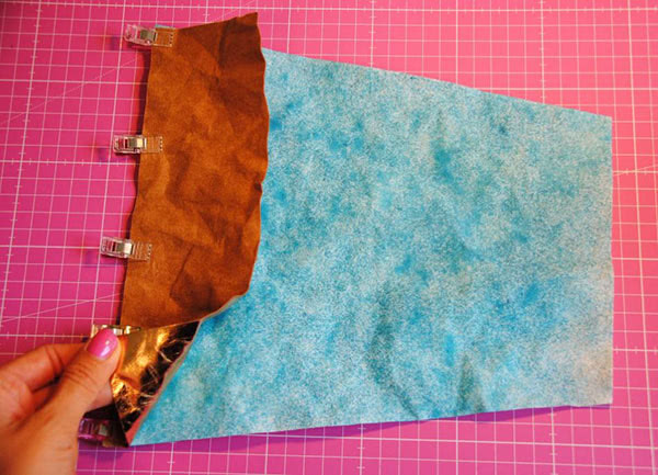 Vorderteile und Rückteile zusammennähen