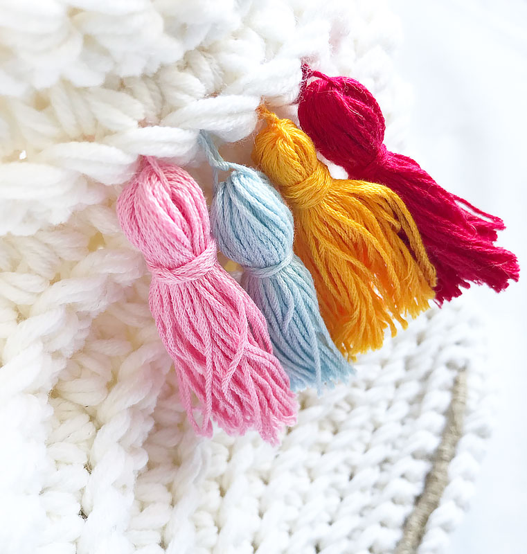 gastbeitrag-strandtasche-haekeln-helenashandarbeit-tassel