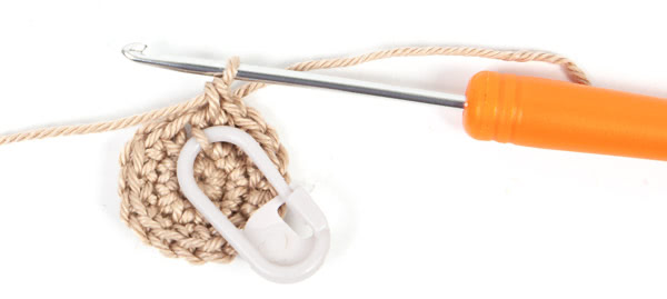 Amigurumi zum Muttertag häkeln - Schritt 1