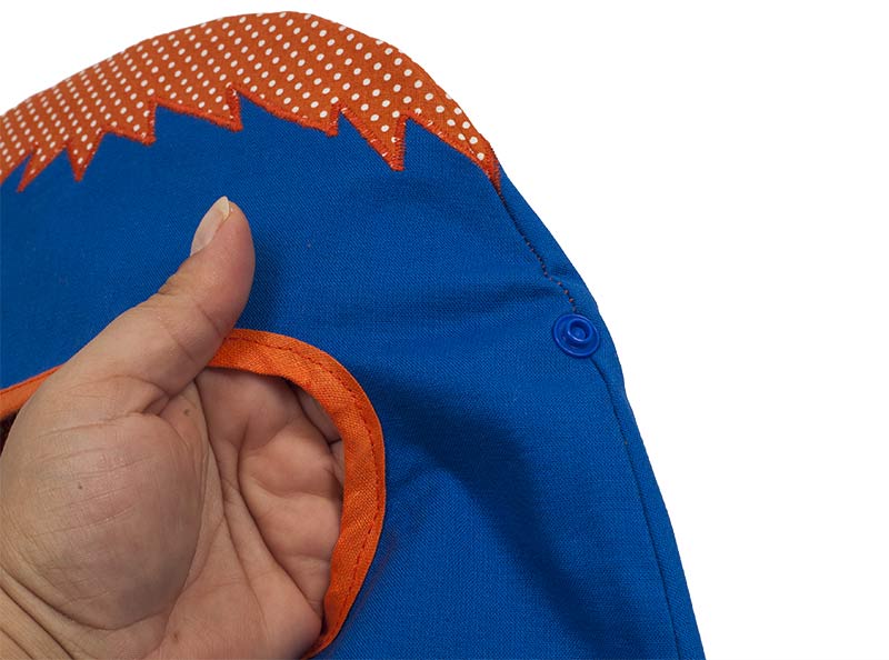 Monster-Tasche nähen - Color Snaps an der Tasche anbringen