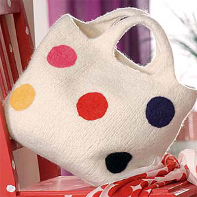 Handtasche mit Punkten