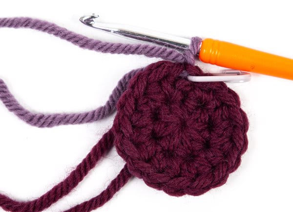 Hausschuhe häkeln - Schritt 1 Hausschuhe häkeln - Schritt 1