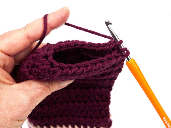 Hausschuhe häkeln - Schritt 8 Hausschuhe häkeln - Schritt 8