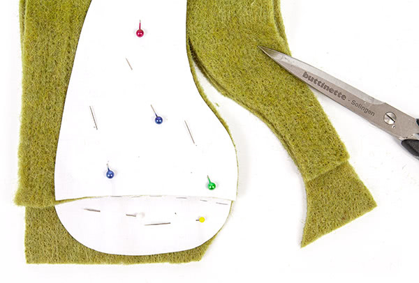 Holzwichtel basteln - Schritt 3 Holzwichtel basteln - Schritt 3