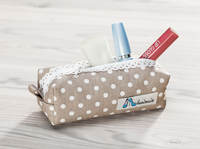 kosmetiktaeschchen-spitzenreissverschluss