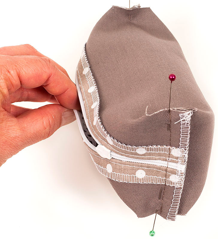 kosmetiktaeschchen-spitzenreissverschluss_schritt8