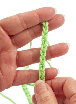 Loopschal mit Zopfmuster stricken - Schritt 2