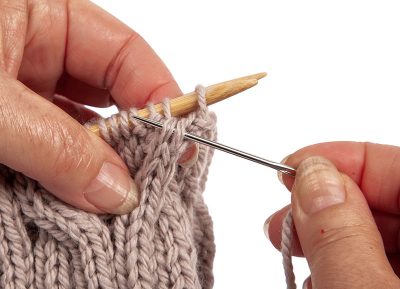 Loopschal mit Zopfmuster stricken - Schritt 34