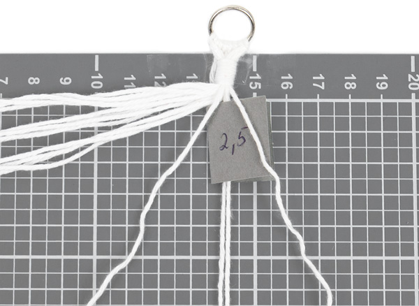 Osterdeko mit Makramee - Schritt 27 Osterdeko mit Makramee - Schritt 27